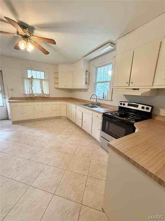 307 N Clinton St - Photo 4 of 26