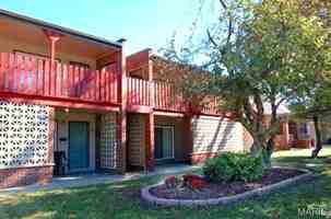 featured image of 103 E 7th St #1