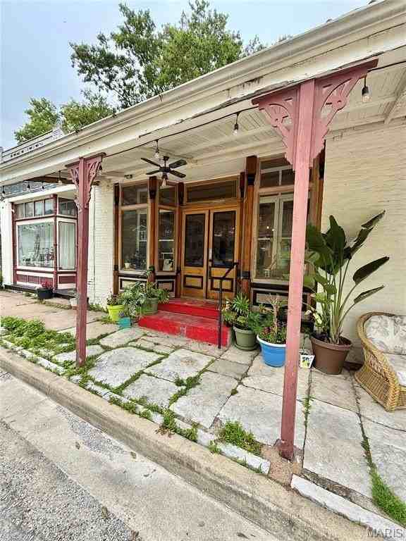 301 W Laurel St - Photo 4 of 42