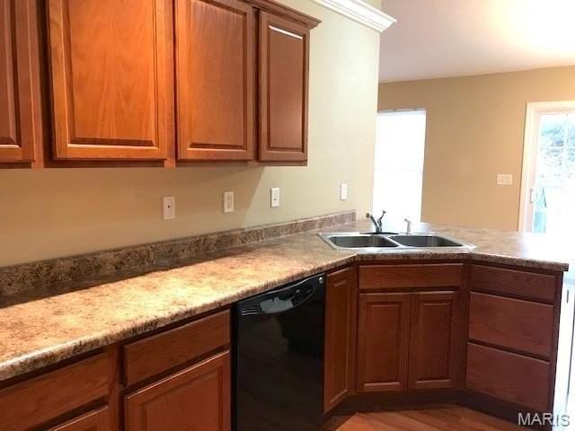 1050 Notting Hill Ct - Photo 6 of 13