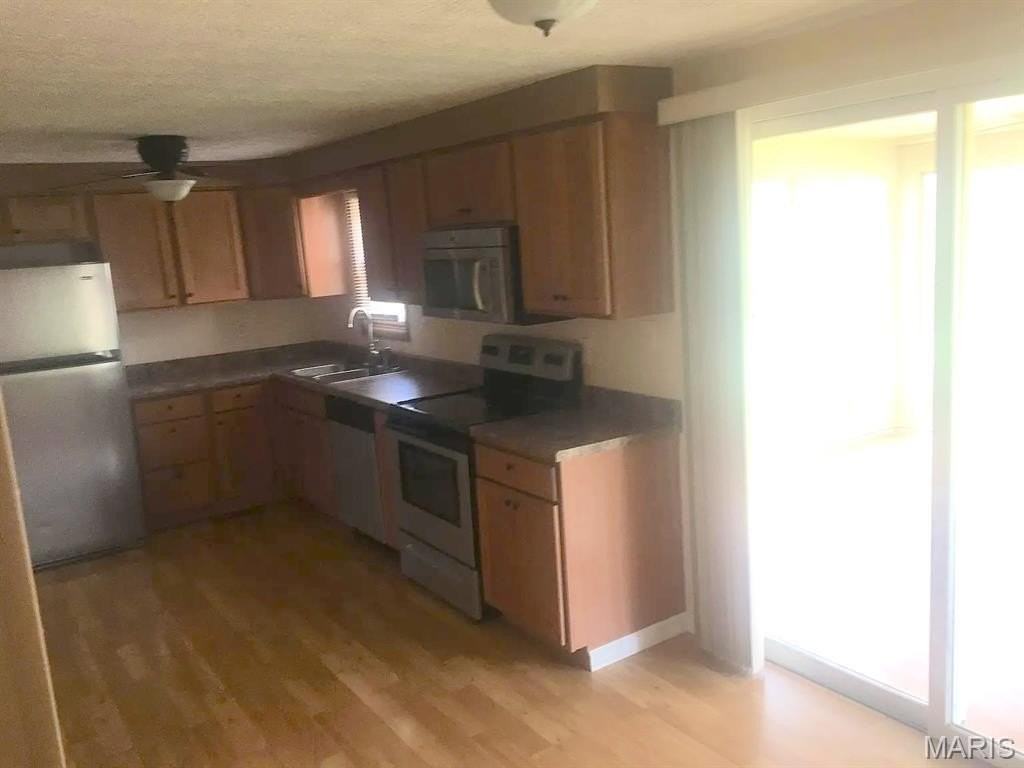 309 Ash St - Photo 3 of 12