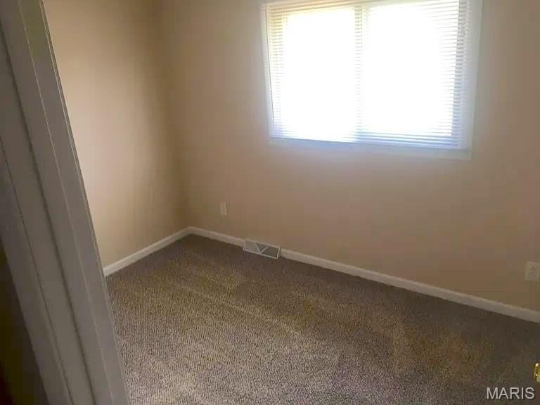 309 Ash St - Photo 6 of 12