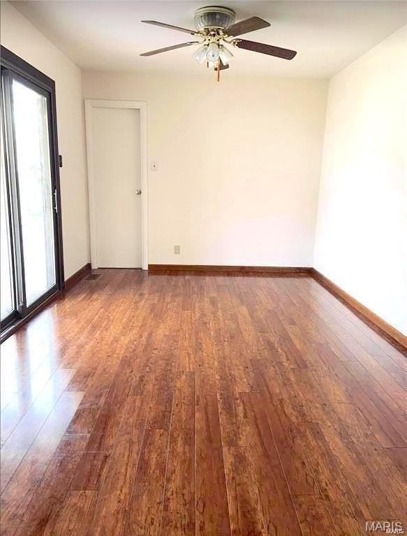 308 Amhurst Dr - Photo 4 of 11