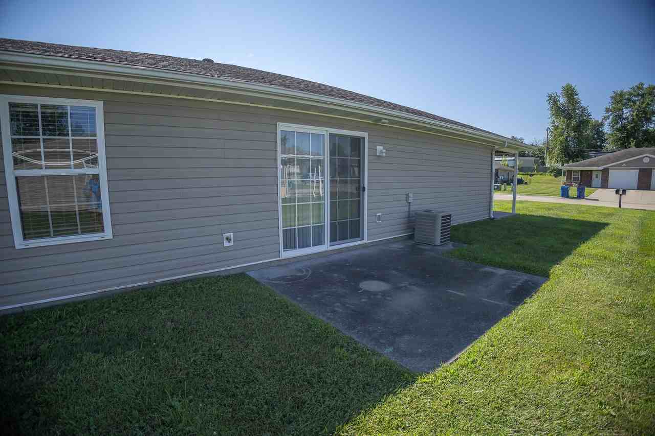 165 Rylee Cir #B - Photo 2 of 20