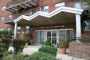 featured image of 123 S Adelaide Ave #2C