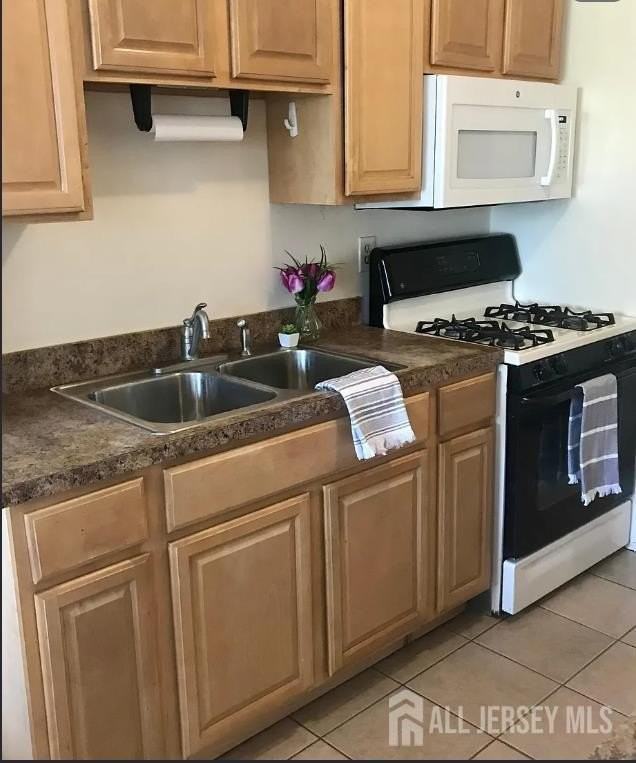 123 S Adelaide Ave #2C - Photo 6 of 9