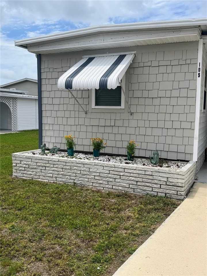 105 Del Rio Dr