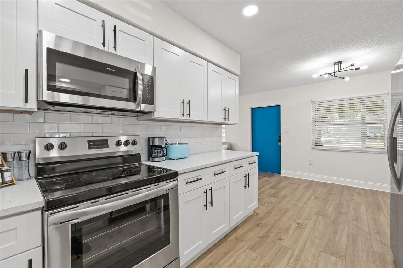 2700 13th St W - Photo 3 of 50