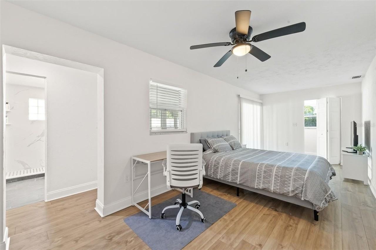 2700 13th St W - Photo 5 of 50
