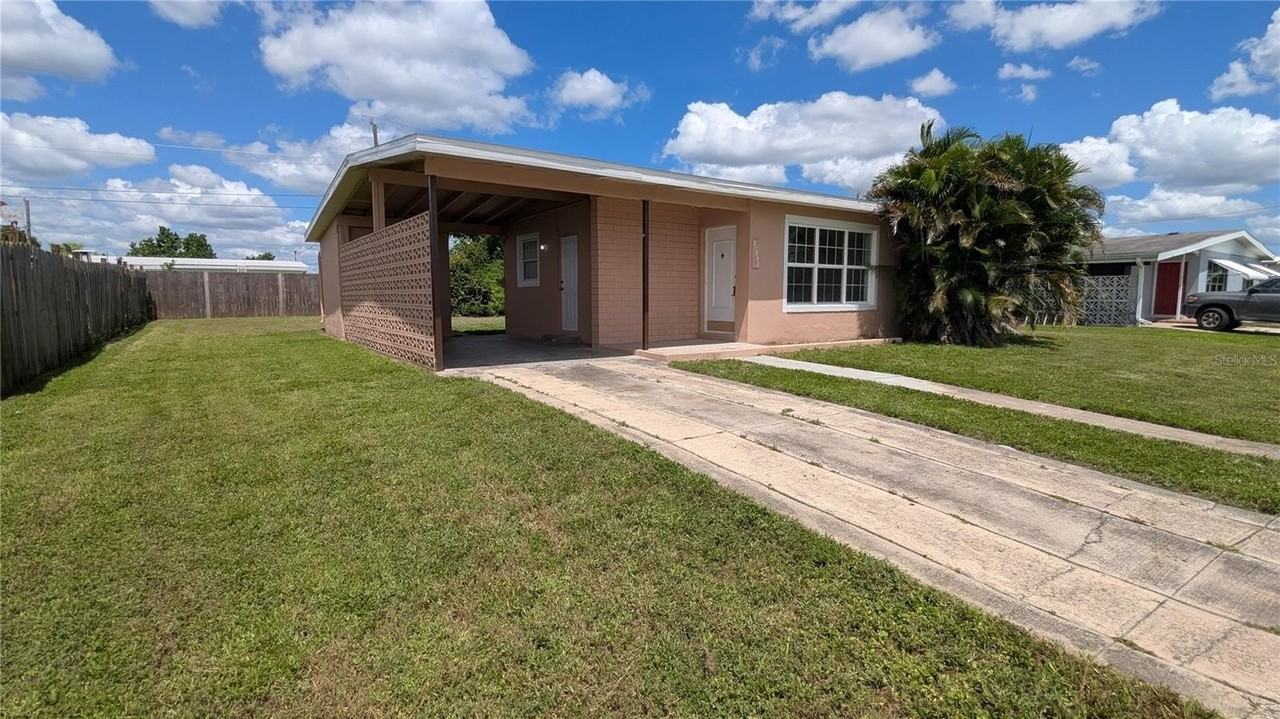 21298 Percy Ave - Photo 3 of 28