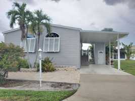 featured image of 14 Freeman Ave