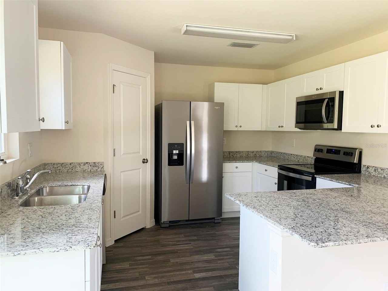 1271 S Mcduff St - Photo 5 of 27