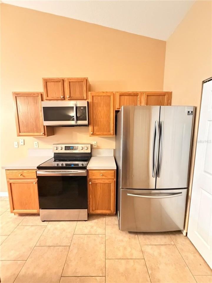 24 Ryall Ln - Photo 7 of 17