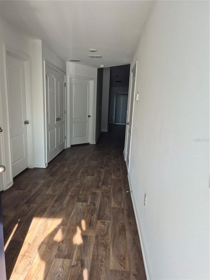 7 Ryall Ln #B - Photo 3 of 22