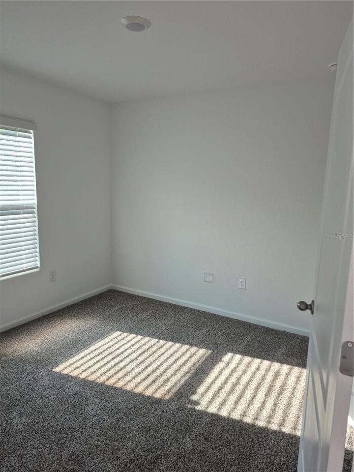 7 Ryall Ln #B - Photo 4 of 22