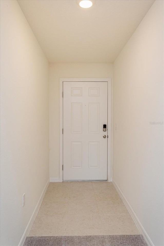 352 Towns Cir - Photo 3 of 24