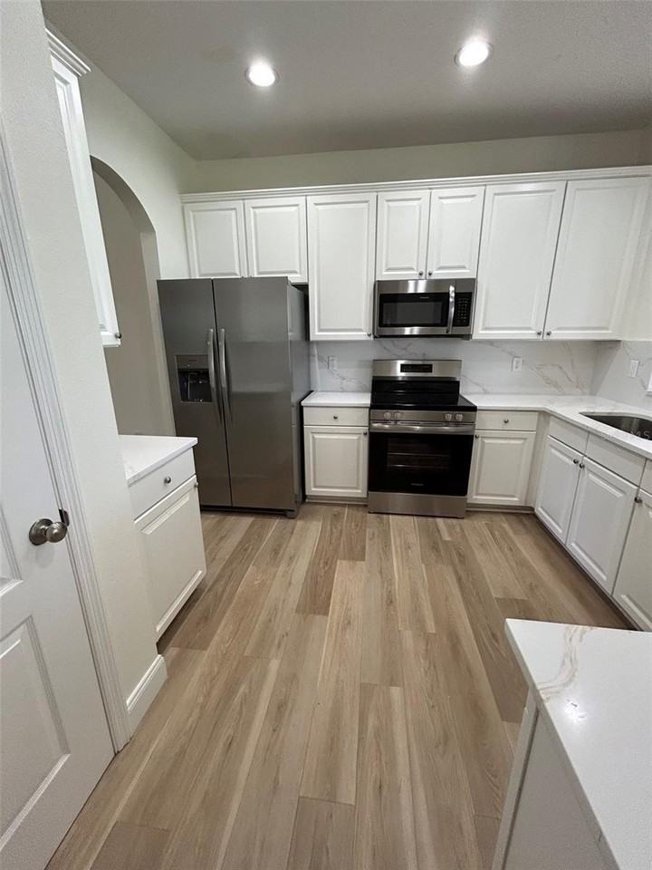 34322 Tuscany Ave - Photo 5 of 30