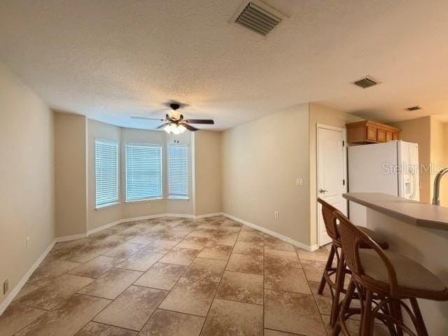 36022 Michigan Dr - Photo 4 of 16