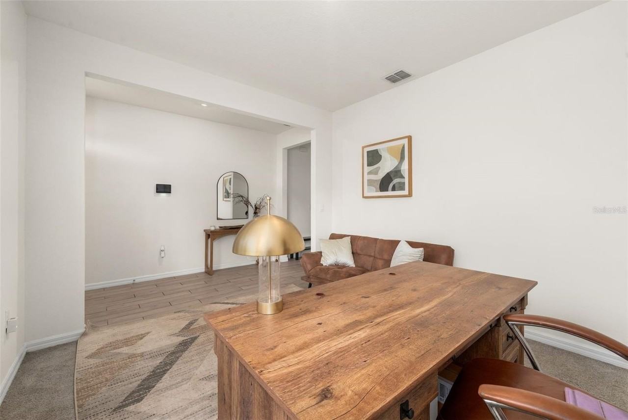 1443 Nw 140th Way - Photo 4 of 25