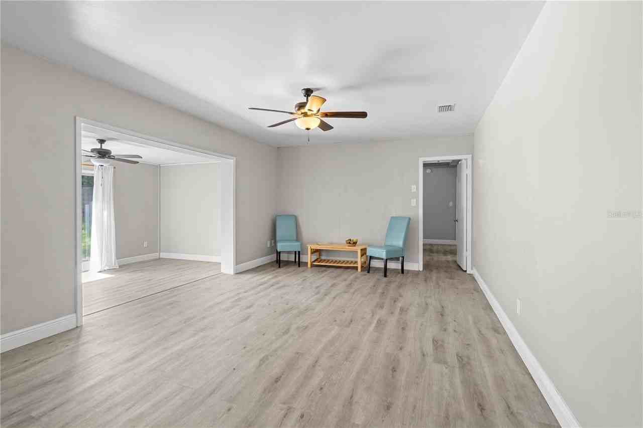 121 Nw 29th St - Photo 7 of 32