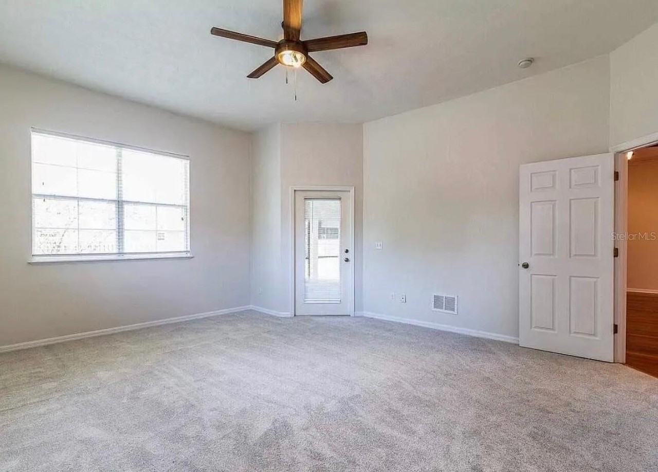 7962 Sw 85th Ter - Photo 2 of 8