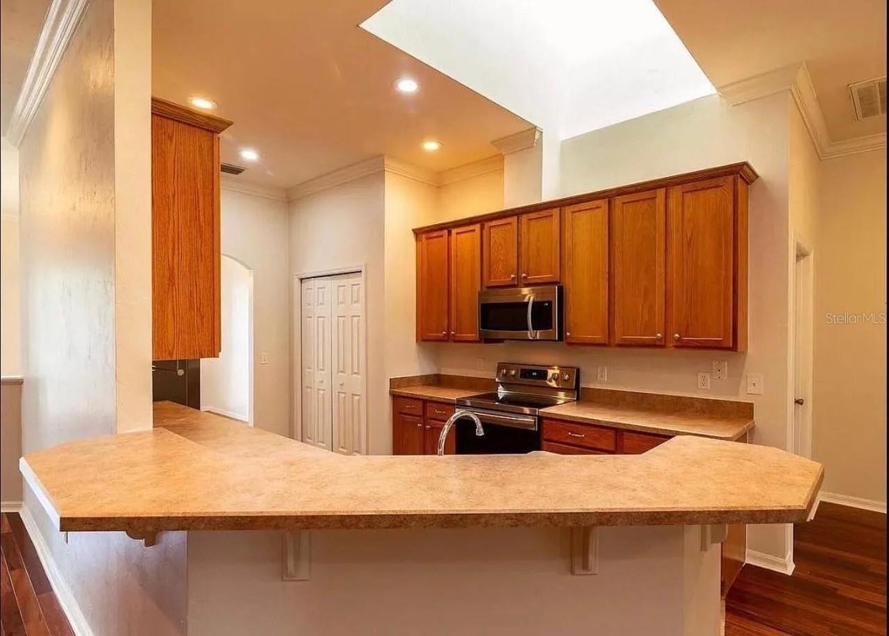 7962 Sw 85th Ter - Photo 3 of 8