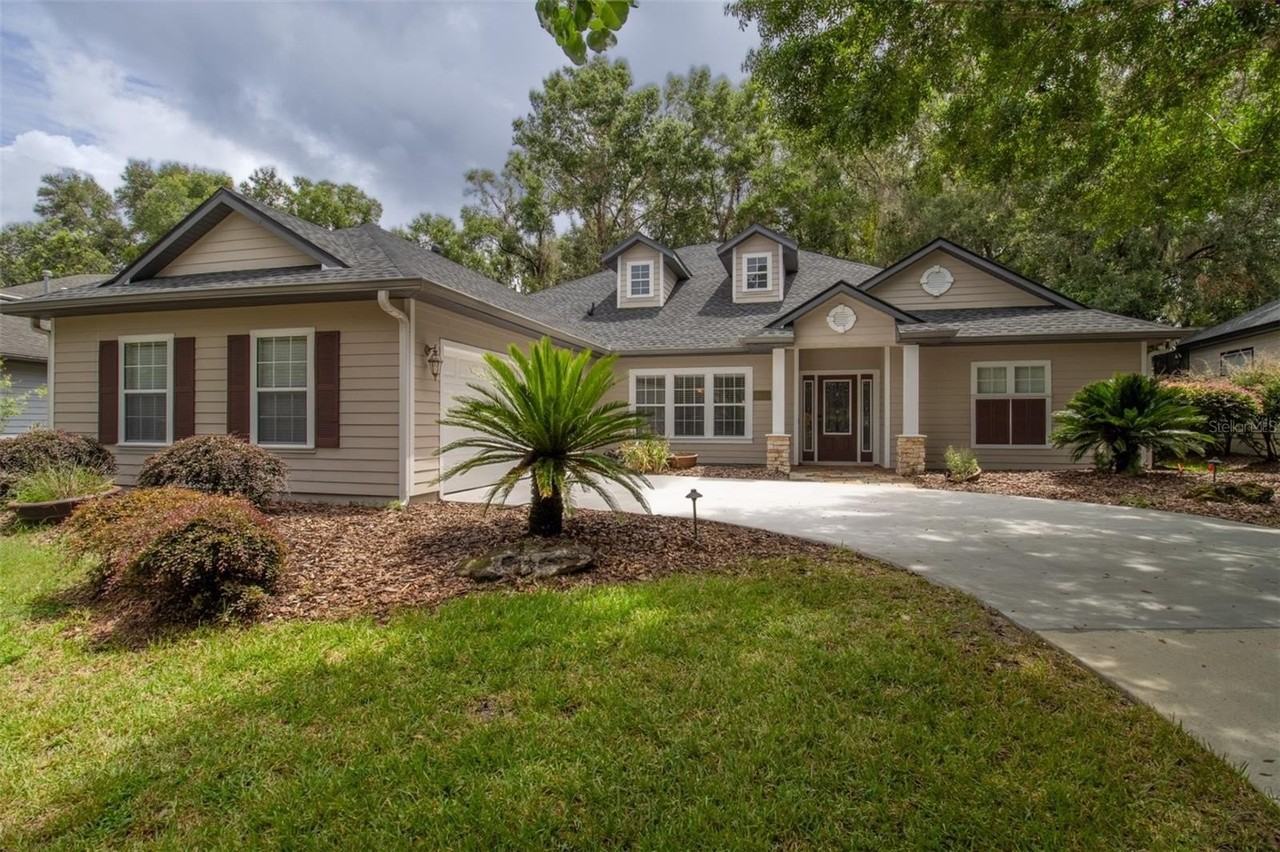 8331 Sw 75th Rd - Photo 2 of 12