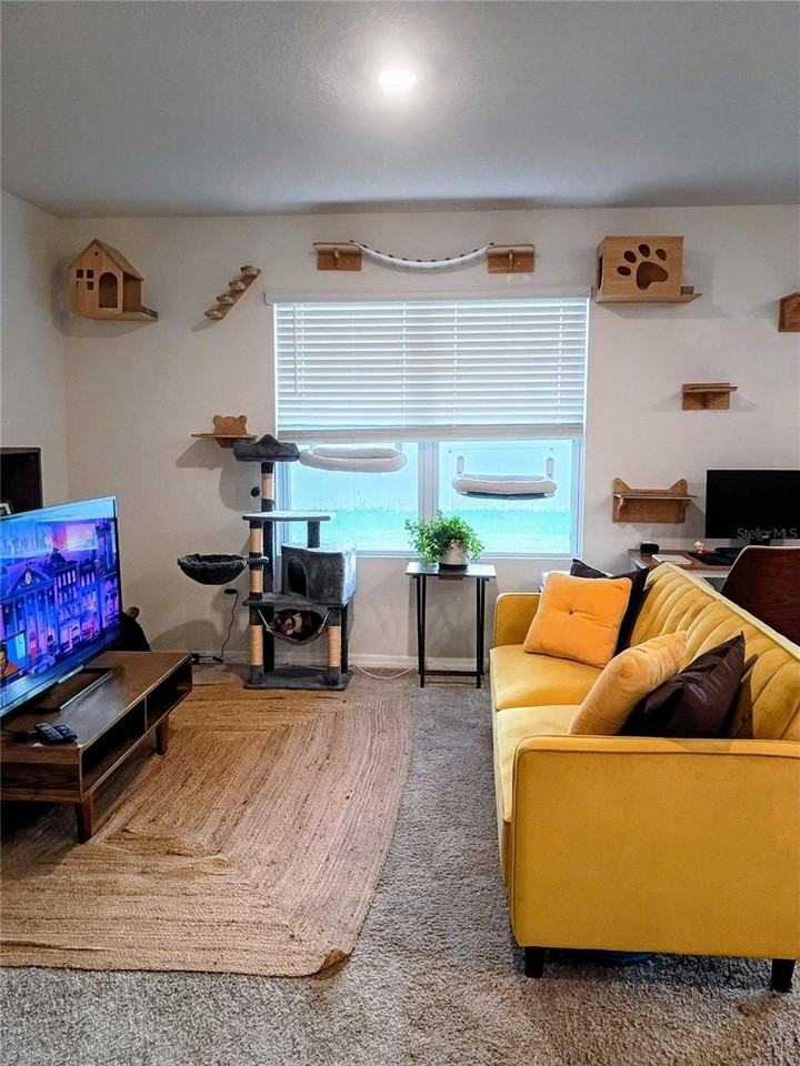 409 Corso Loop - Photo 3 of 17