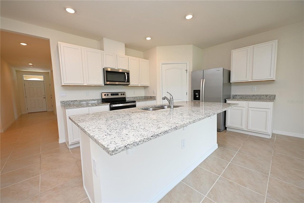 3457 Mystic Pond Loop - Photo 3 of 49