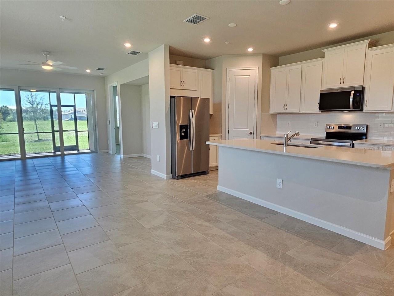 17784 Stillness Ct - Photo 5 of 46