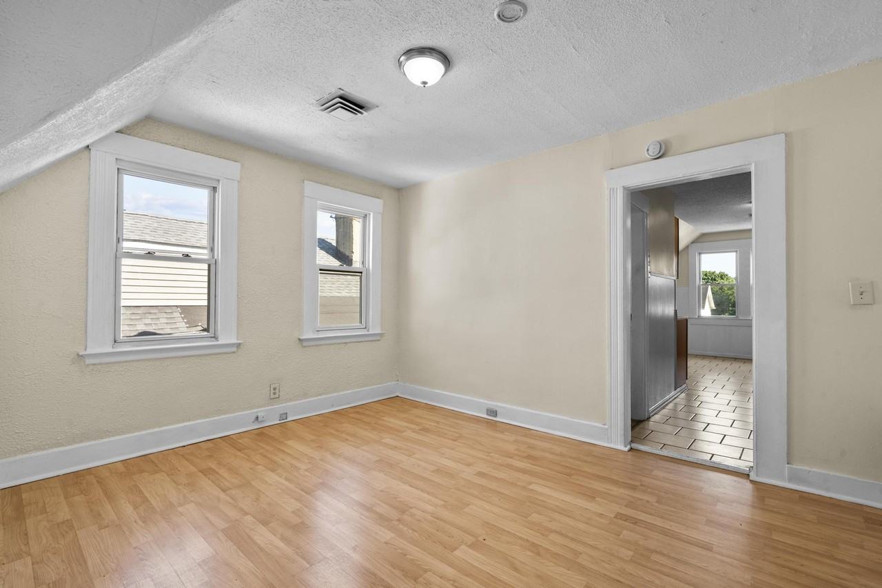 286 Exchange St Apt 3rd #3 - Photo 7 of 22