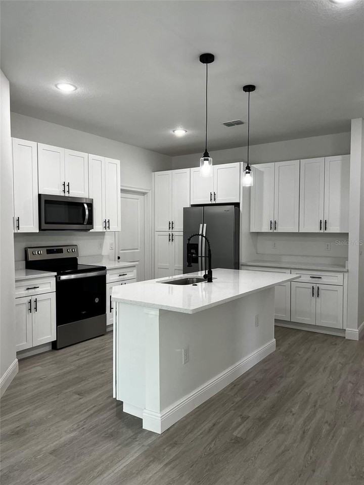 3 Fisher Place Dr - Photo 3 of 15