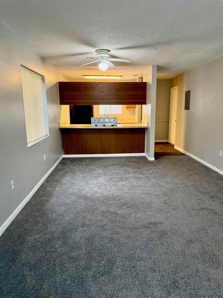 105 Cory Ln - Photo 3 of 13