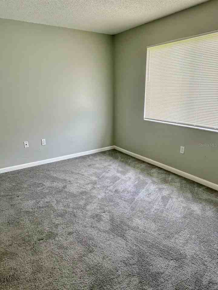 105 Cory Ln - Photo 6 of 13