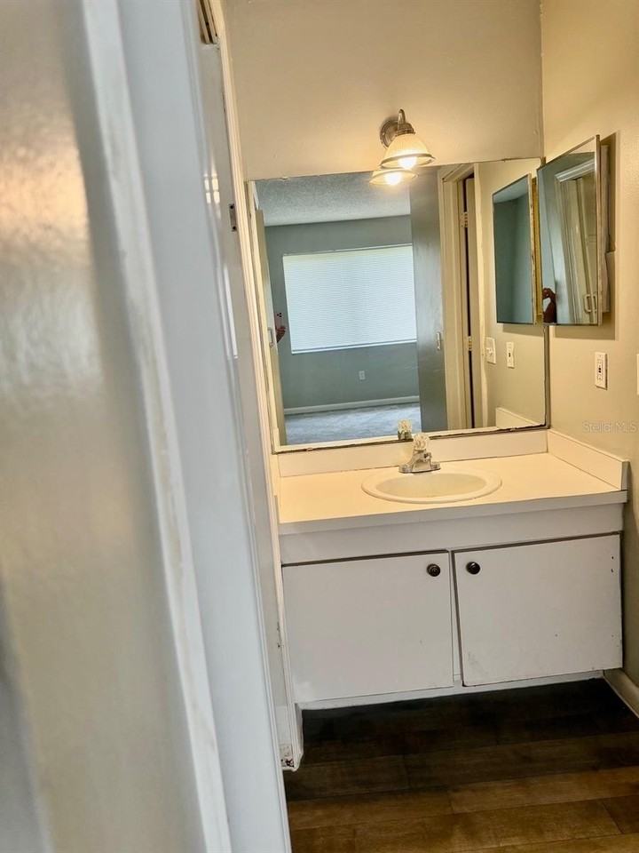 105 Cory Ln - Photo 7 of 13