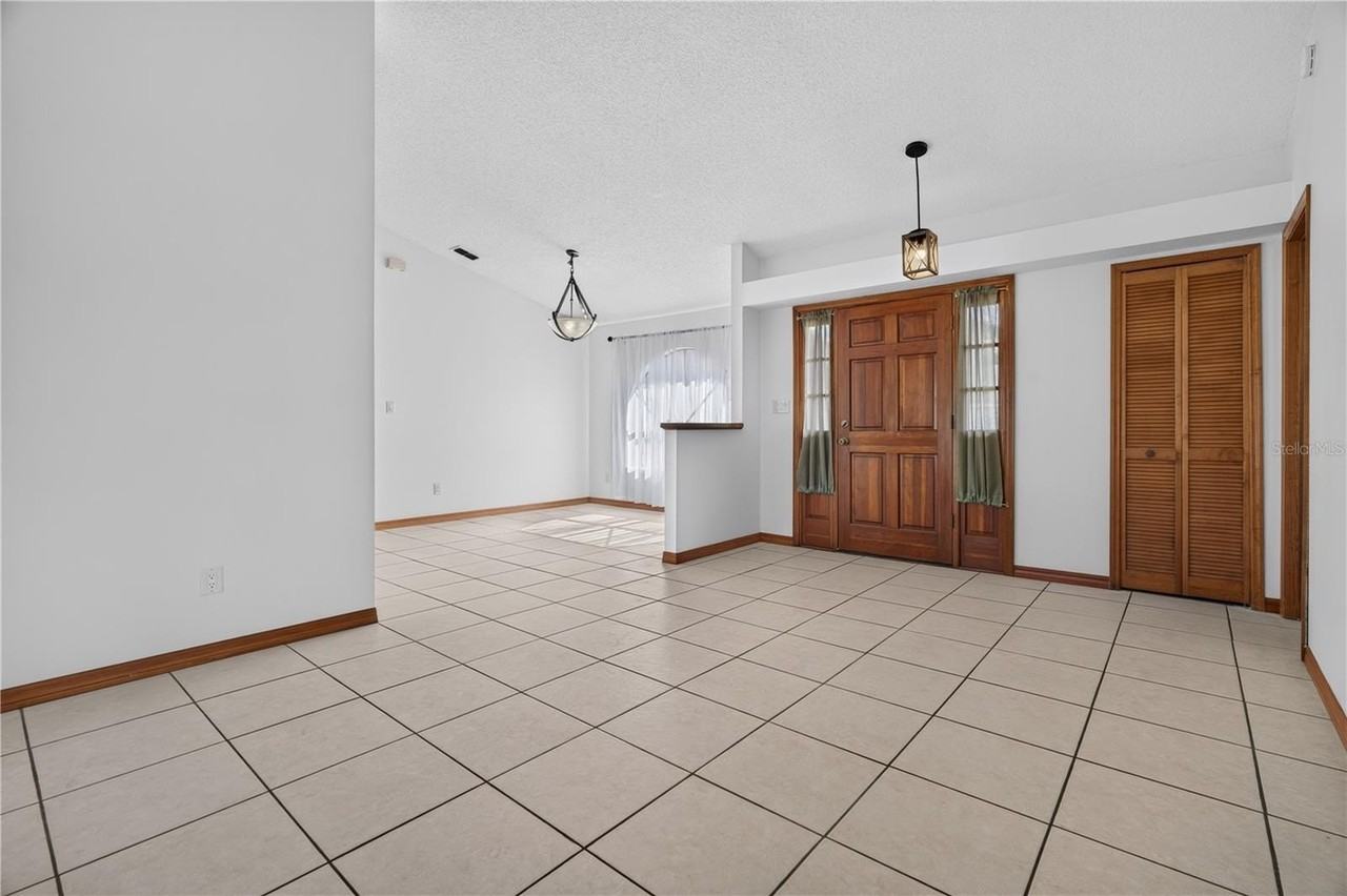 4059 Waterview Loop - Photo 3 of 47