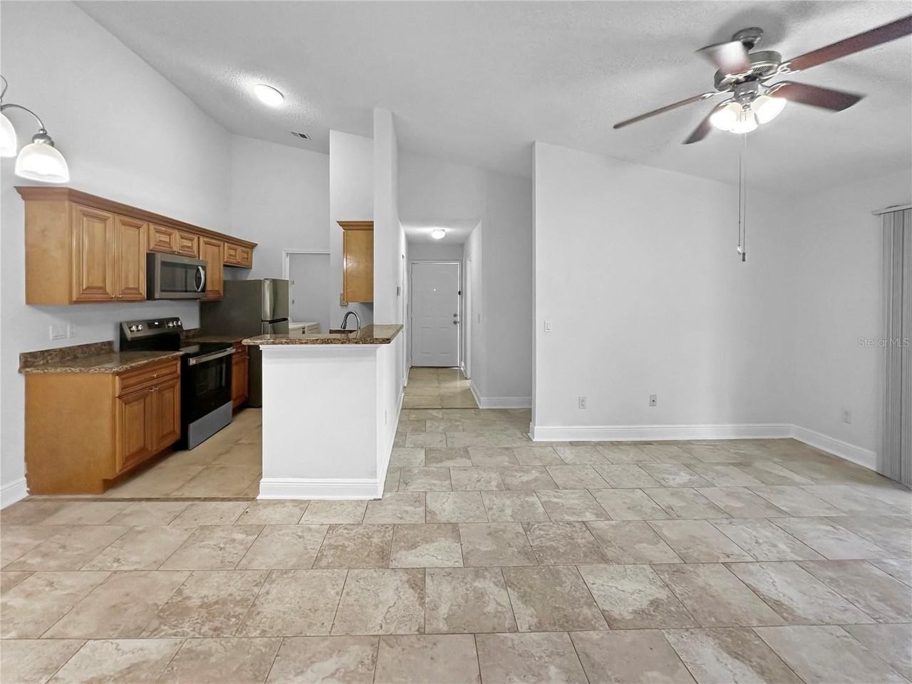 708 Secret Harbor Ln #204 - Photo 5 of 20