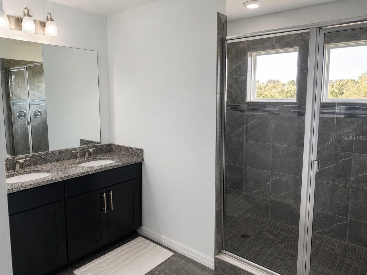 290 Aberdeen St - Photo 6 of 13