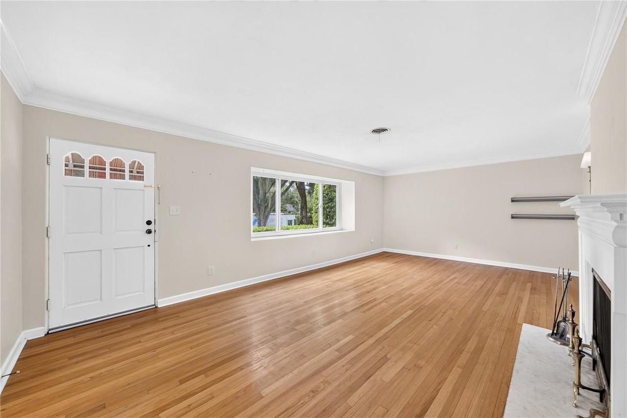 2406 Shoreham Rd - Photo 4 of 35