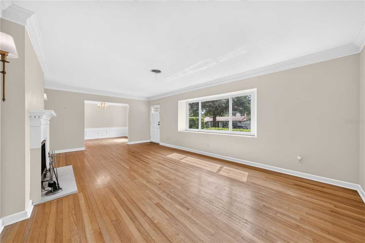 2406 Shoreham Rd - Photo 6 of 35