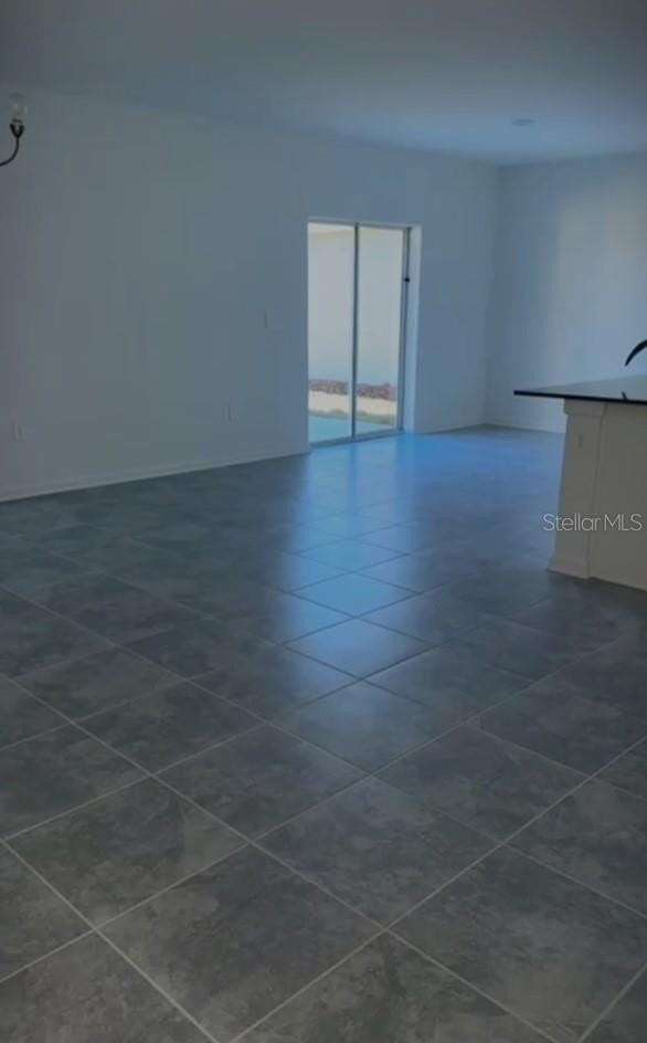 3101 Armstrong Ave - Photo 4 of 6