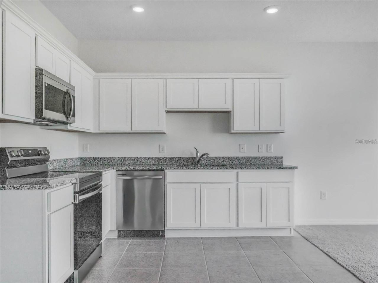130 Mandovi St - Photo 2 of 12
