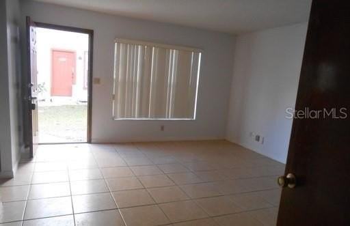 2007 Kelley Ave - Photo 2 of 10