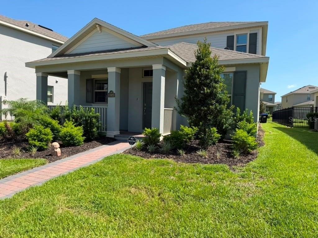 17823 Adrift Rd - Photo 3 of 33