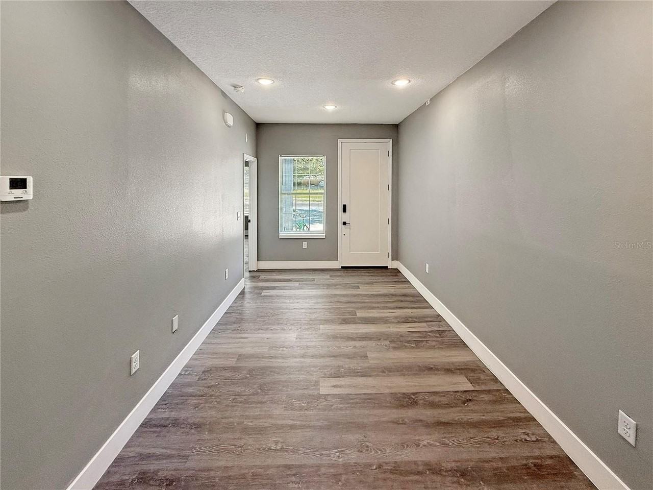 323 Pearl St #1 - Photo 7 of 35