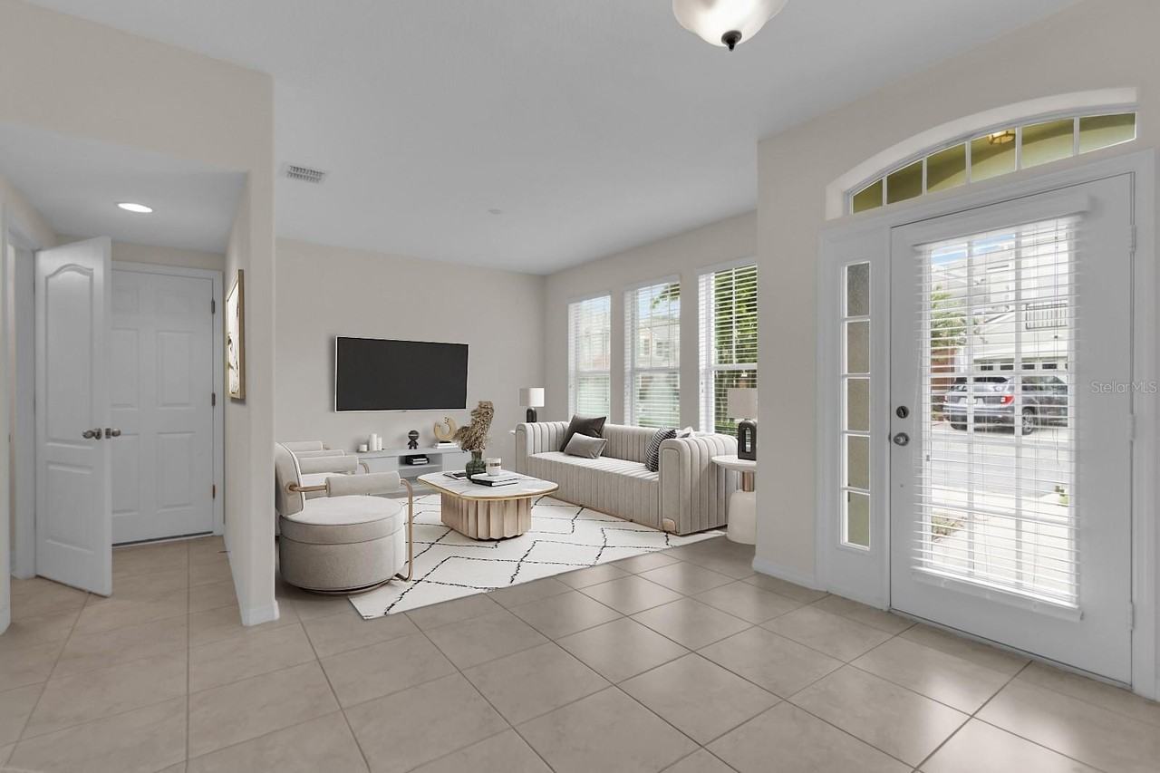 1041 Laurel Ridge Ln - Photo 4 of 31