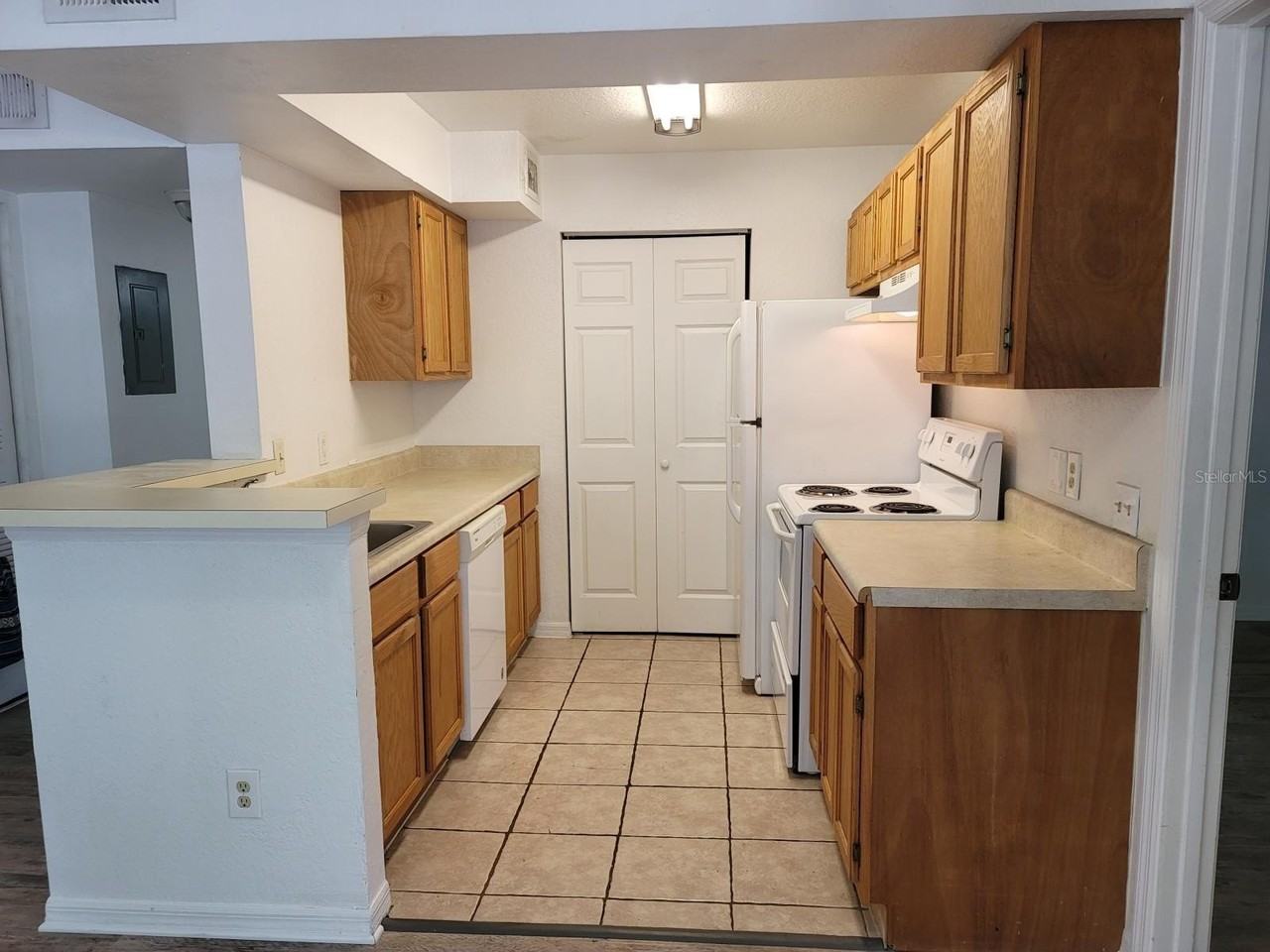 1021 S Hiawassee Rd #3921 - Photo 4 of 19