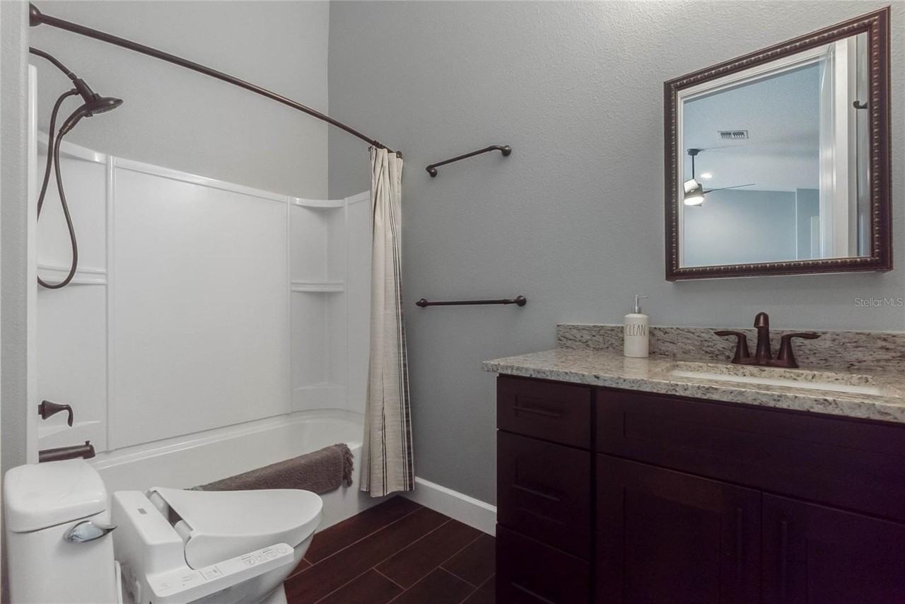 12752 S Lake Sawyer Ln - Photo 6 of 13