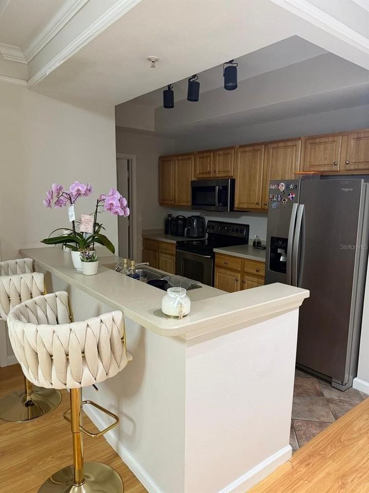 12024 Villanova Dr #105 - Photo 5 of 14
