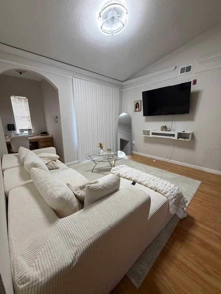 12024 Villanova Dr #105 - Photo 6 of 14